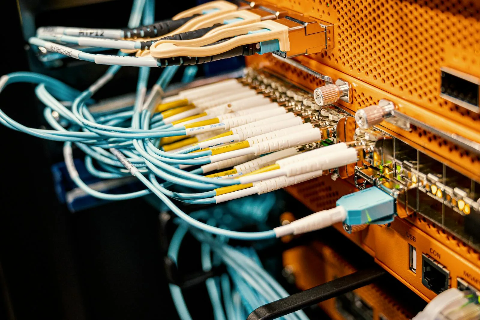 Structured cabling and fiber-optic patch field